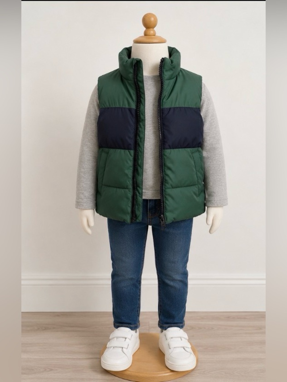 Old Navy Green and Navy Quilted Puffer Vest